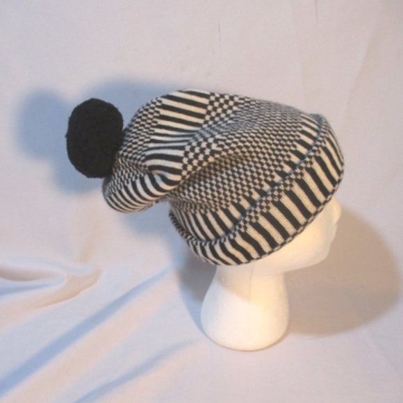 LUCIEN PELLAT-FINET POMPOM CASHMERE HAT Cap Beanie - Picture 4 of 7